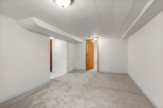 6712 Washburn Avenue S, Richfield, MN 55423