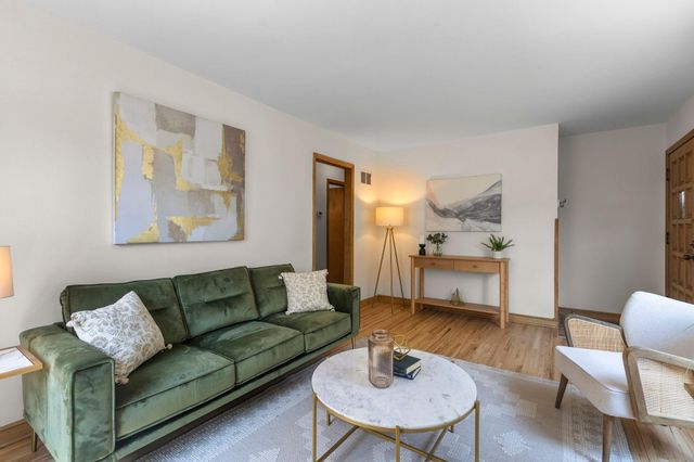6712 Washburn Avenue S, Richfield, MN 55423