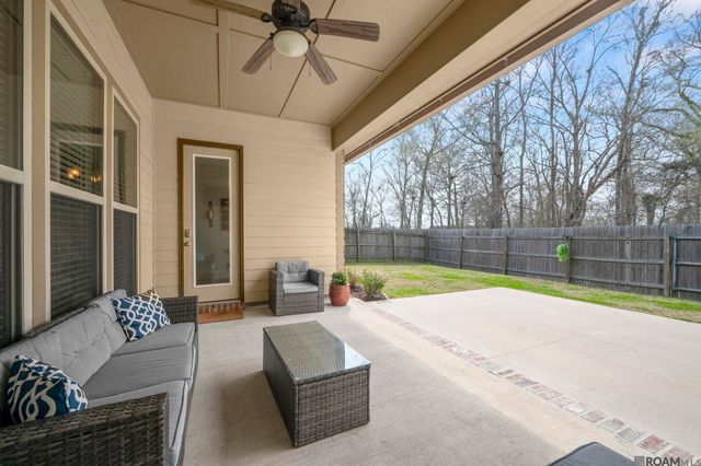 16417 Parker Place Dr, Prairieville, LA 70769