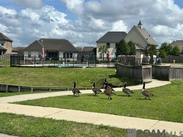 16417 Parker Place Dr, Prairieville, LA 70769