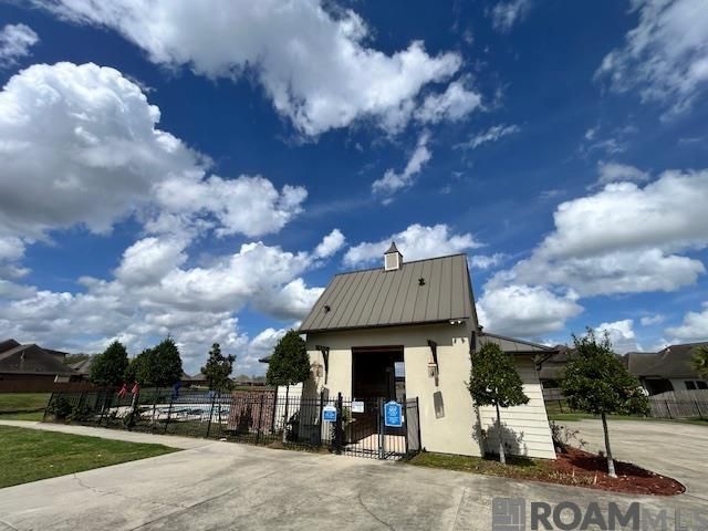 16417 Parker Place Dr, Prairieville, LA 70769