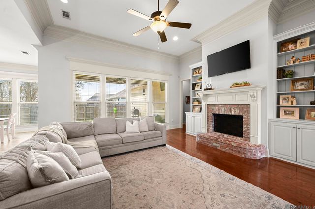 16417 Parker Place Dr, Prairieville, LA 70769