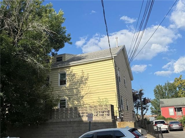 427 High Street, Central Falls, RI 02863