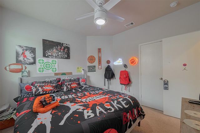 9459 E Woodmark, Conroe, TX 77304