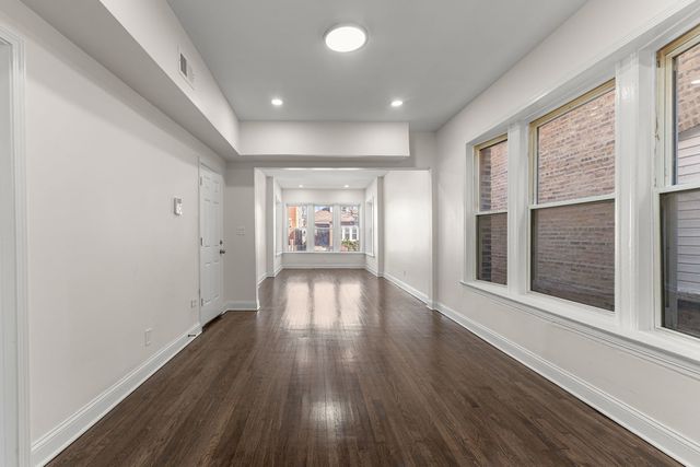 7532 S Champlain Avenue 2, Chicago, IL 60619