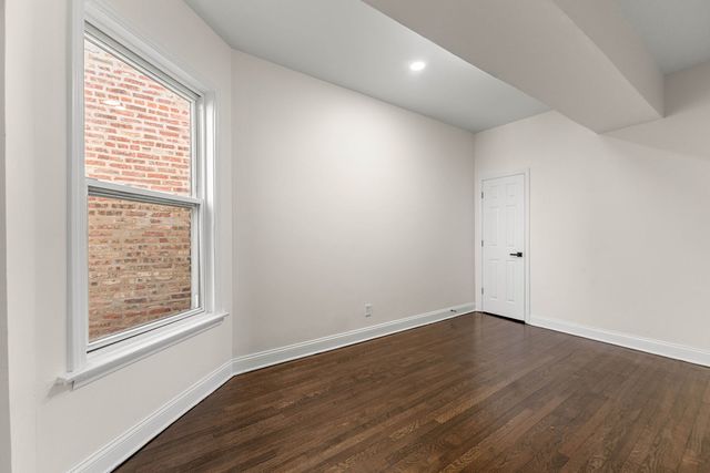 7532 S Champlain Avenue 2, Chicago, IL 60619