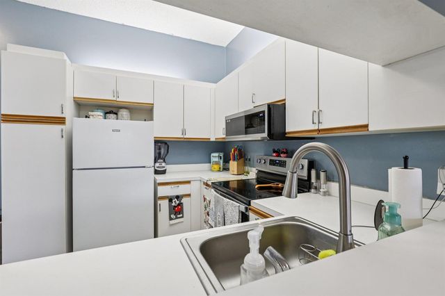 5394 Firenze Drive O, Boynton Beach, FL 33437