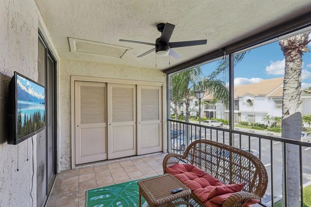 5394 Firenze Drive O, Boynton Beach, FL 33437