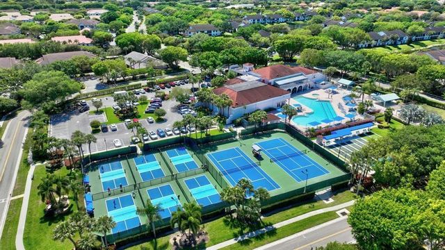 5394 Firenze Drive O, Boynton Beach, FL 33437