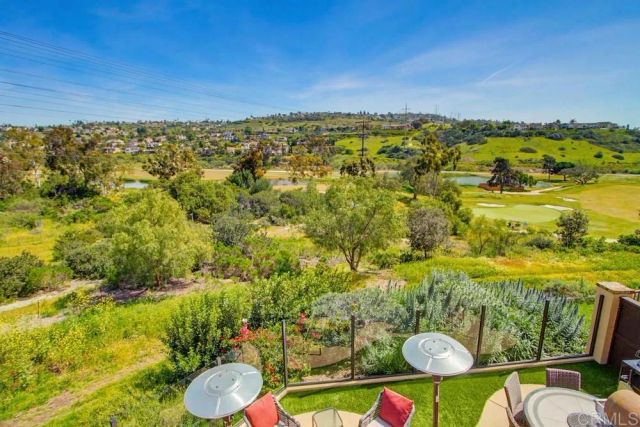 6934 Feldspar Pl, Carlsbad, CA 92009