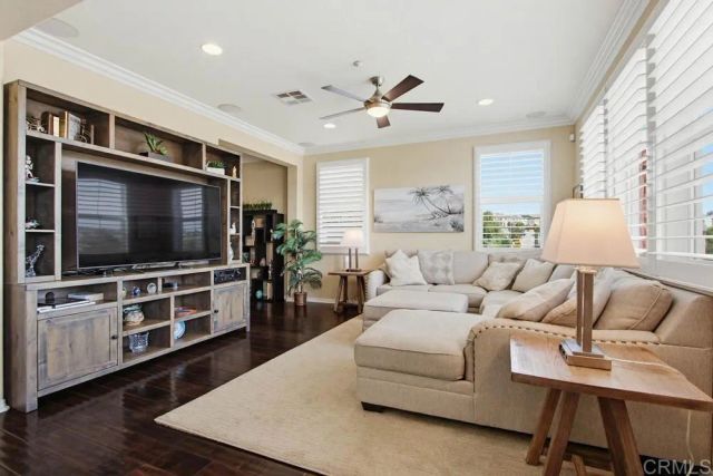 6934 Feldspar Pl, Carlsbad, CA 92009