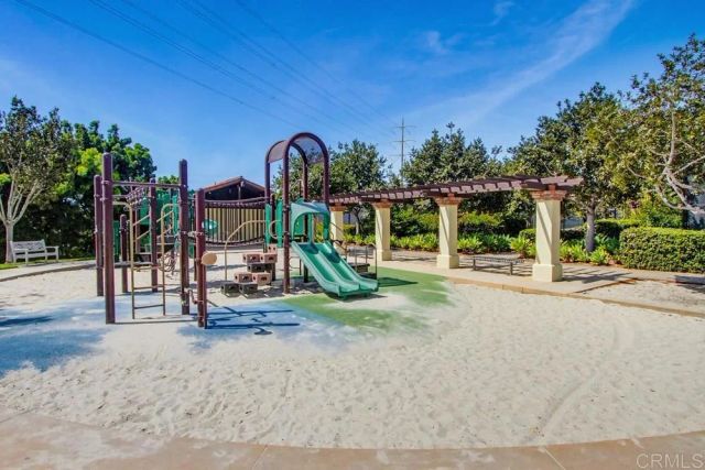 6934 Feldspar Pl, Carlsbad, CA 92009