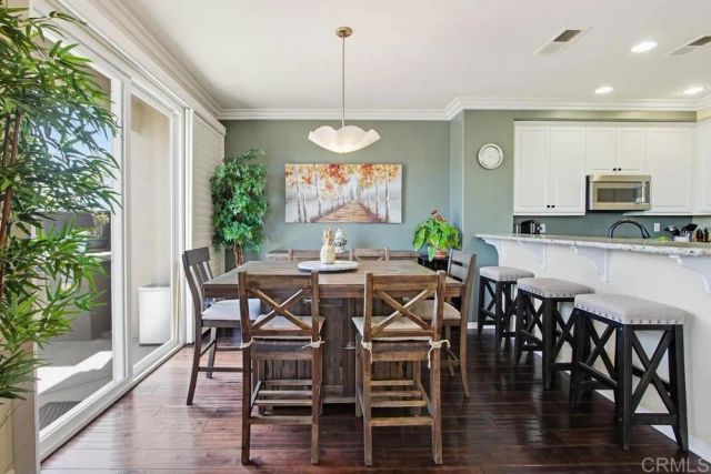 6934 Feldspar Pl, Carlsbad, CA 92009