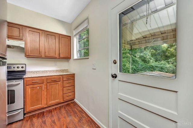 1085 Church Avenue, Glendale, OH 45246