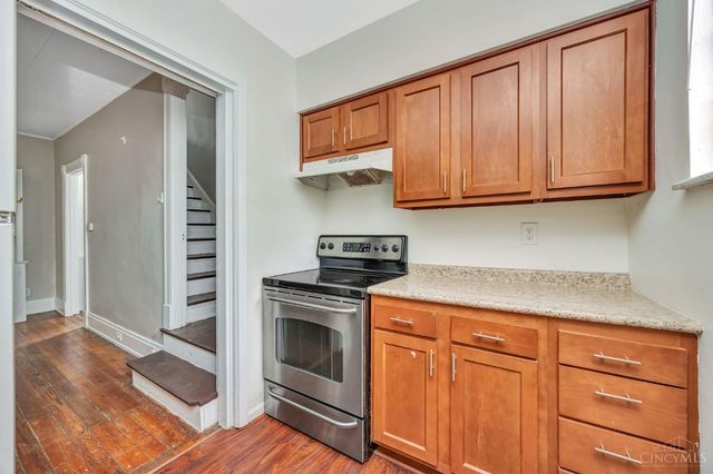1085 Church Avenue, Glendale, OH 45246