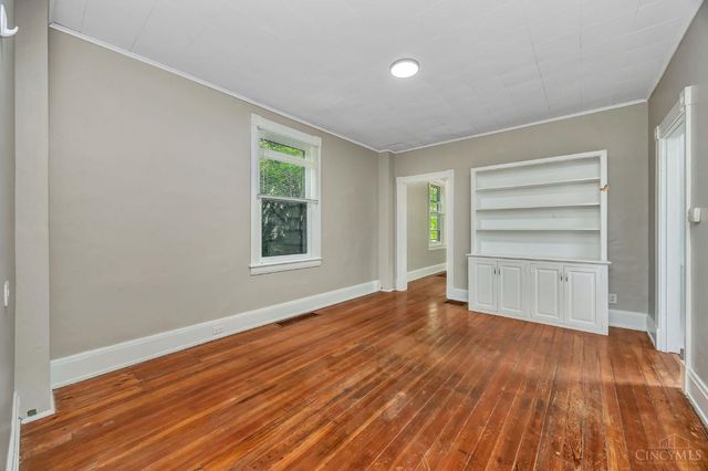 1085 Church Avenue, Glendale, OH 45246