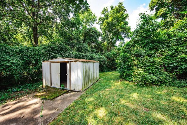 1085 Church Avenue, Glendale, OH 45246