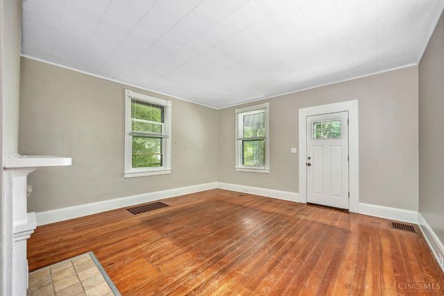 1085 Church Avenue, Glendale, OH 45246
