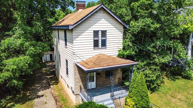 1085 Church Avenue, Glendale, OH 45246