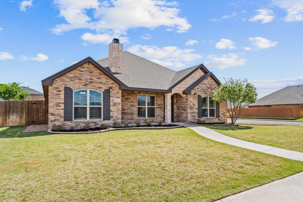 5223 Jarvis Street, Lubbock, TX 79416