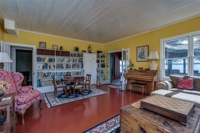 40029 Whiskey, Clayton, NY 13624