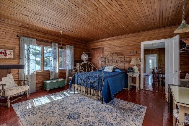 40029 Whiskey, Clayton, NY 13624