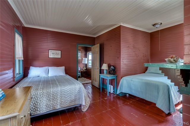 40029 Whiskey, Clayton, NY 13624