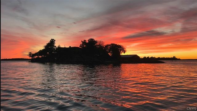 40029 Whiskey, Clayton, NY 13624