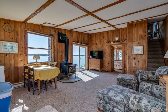 40029 Whiskey, Clayton, NY 13624