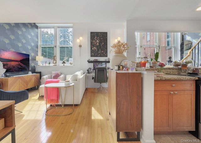 2409 Villa At The Woods, Peekskill, NY 10566