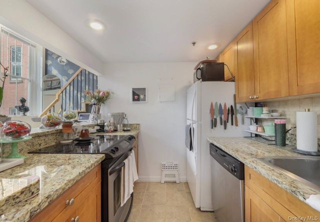 2409 Villa At The Woods, Peekskill, NY 10566