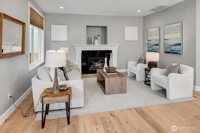 13116 NE 104th Street, Kirkland, WA 98033