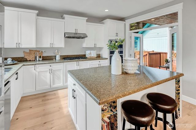 13116 NE 104th Street, Kirkland, WA 98033