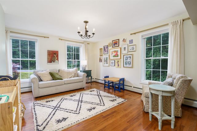 37 Tamarack Road, Lee, NH 03861