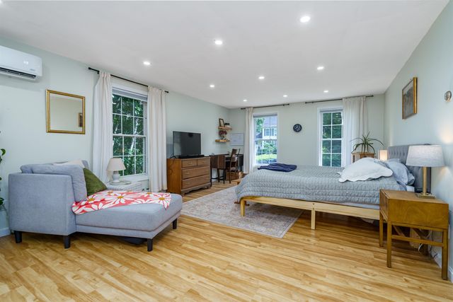 37 Tamarack Road, Lee, NH 03861