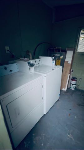 1910 E COLUMBUS DRIVE B, Tampa, FL 33605