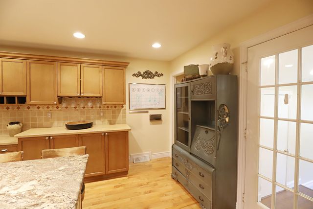 1536 Suzanne Court, Flushing, MI 48433