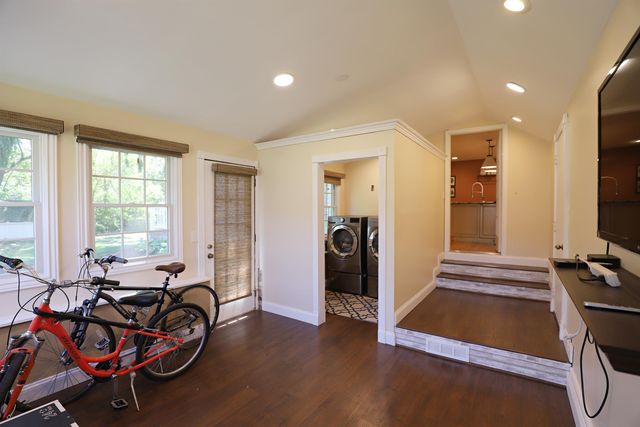 1536 Suzanne Court, Flushing, MI 48433