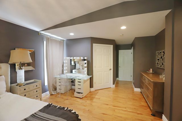 1536 Suzanne Court, Flushing, MI 48433