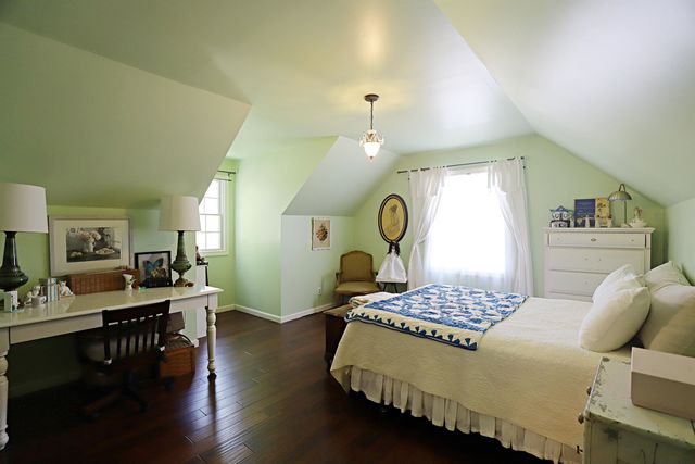 1536 Suzanne Court, Flushing, MI 48433