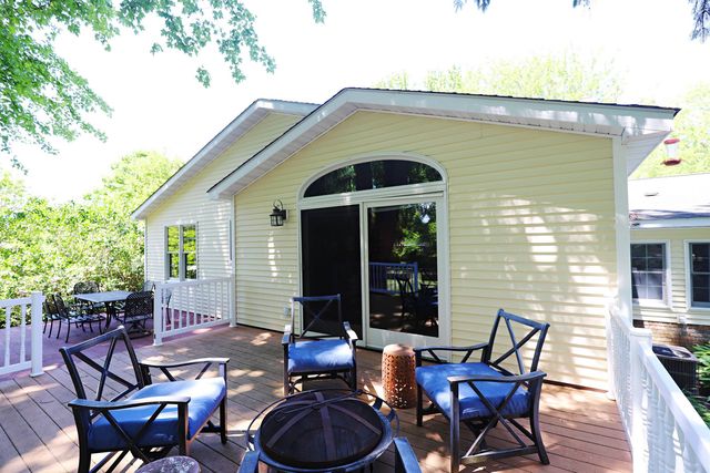 1536 Suzanne Court, Flushing, MI 48433
