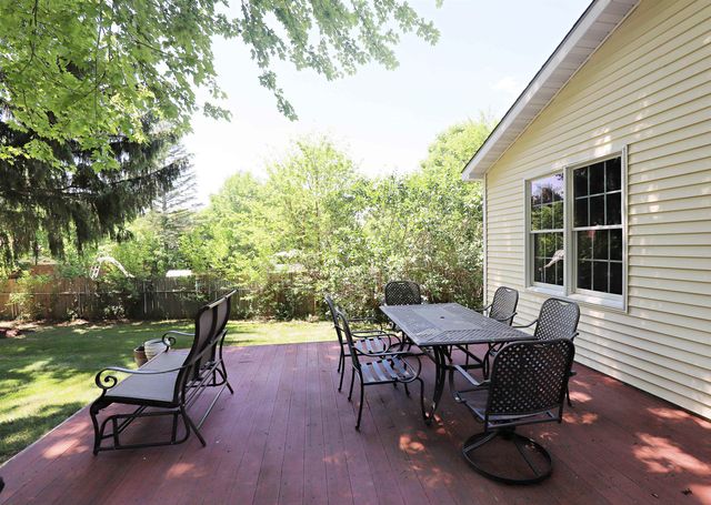 1536 Suzanne Court, Flushing, MI 48433