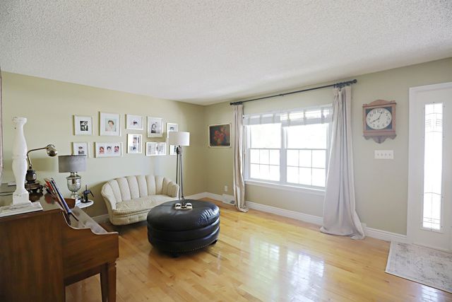 1536 Suzanne Court, Flushing, MI 48433