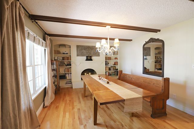 1536 Suzanne Court, Flushing, MI 48433