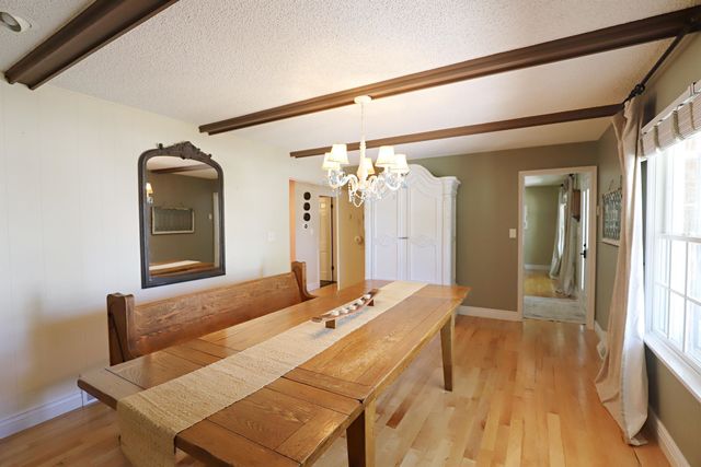1536 Suzanne Court, Flushing, MI 48433