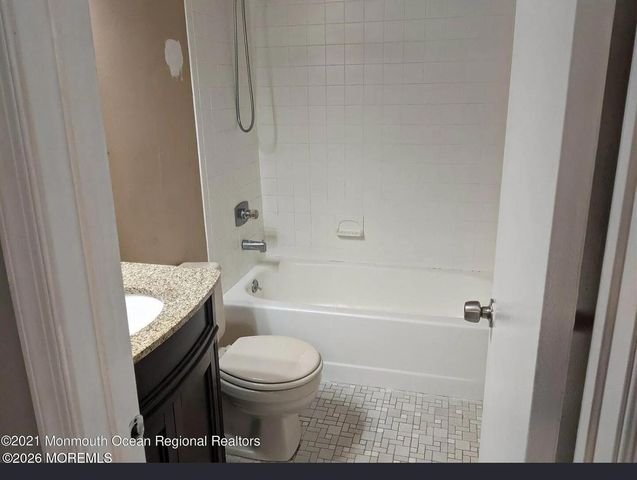113 Dundee Court, Matawan, NJ 07747