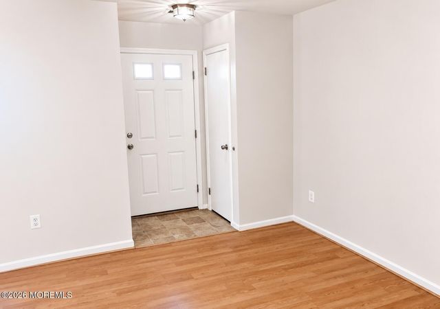 113 Dundee Court, Matawan, NJ 07747