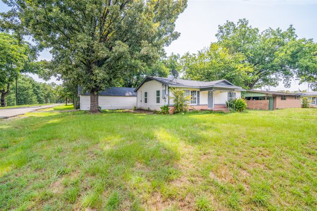 109 Church Street, Quinlan, TX 75474