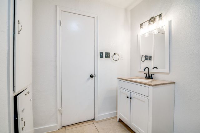 109 Church Street, Quinlan, TX 75474