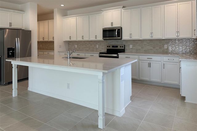 761 FARFIELDS STREET, Deland, FL 32724